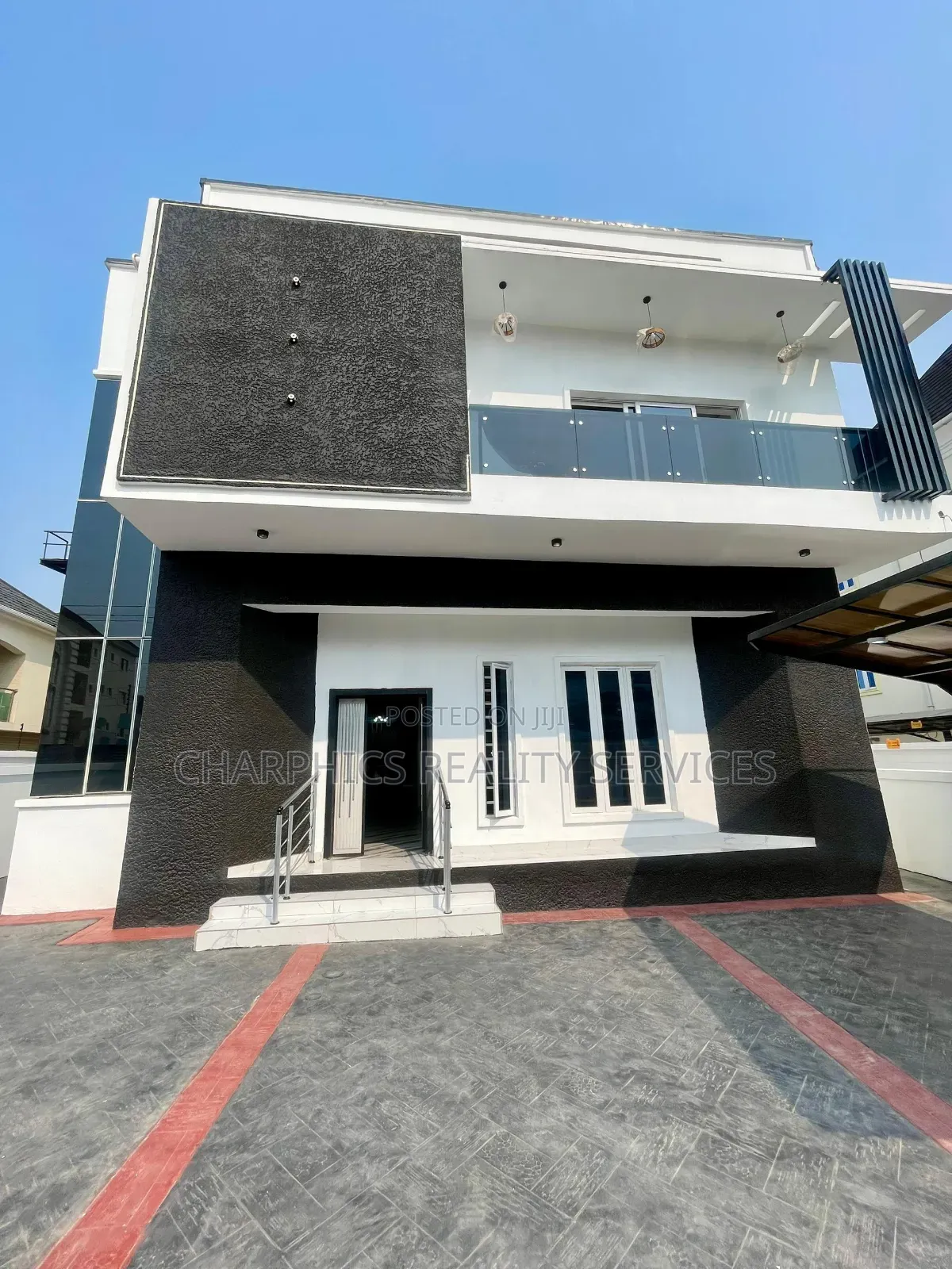 5bdrm Duplex in Ikota for sale in Ikota