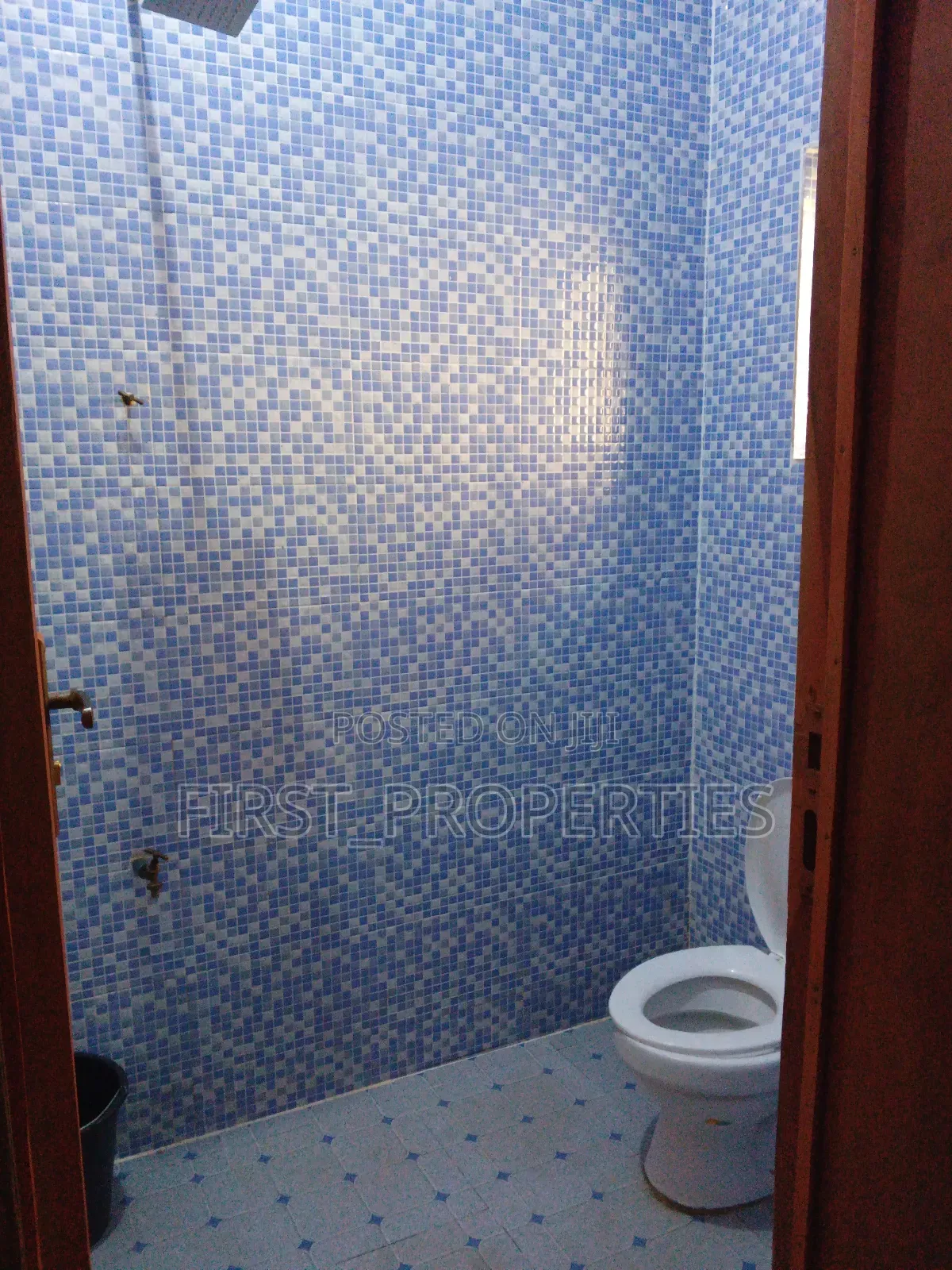 Tastefully Built 2 Bedroom Apartment With Modern Facilities in Akala Express
