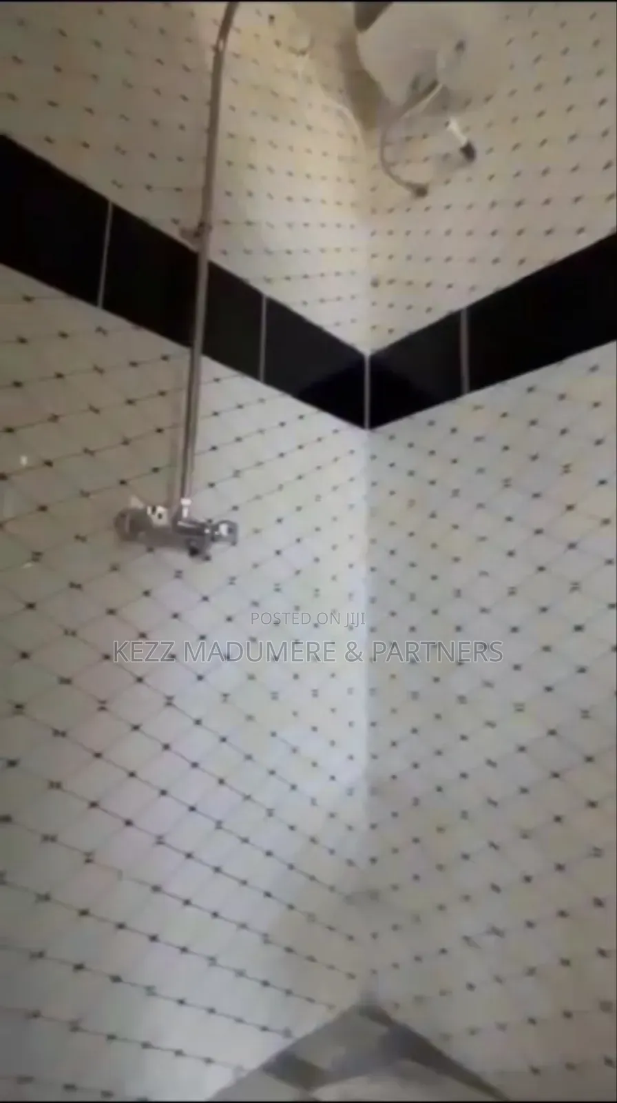 For Sale : Brand New 18 Rooms Hotel At Igwuruta ,Ph in Ikwerre