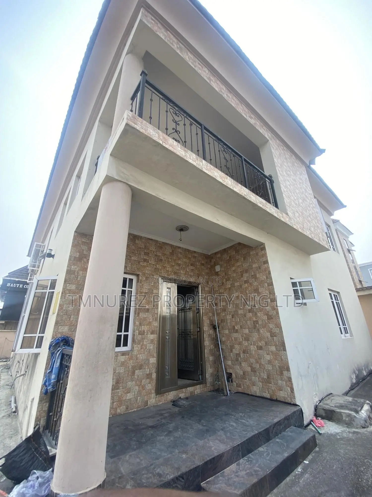 4bdrm Duplex in Osapa London, Lekki Phase 1 for rent in Lekki Phase 1