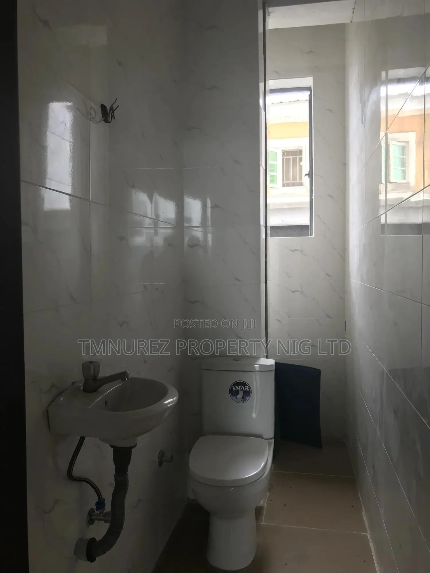 Shop Space for Rent Lekki Phase1 in Lekki Phase 1