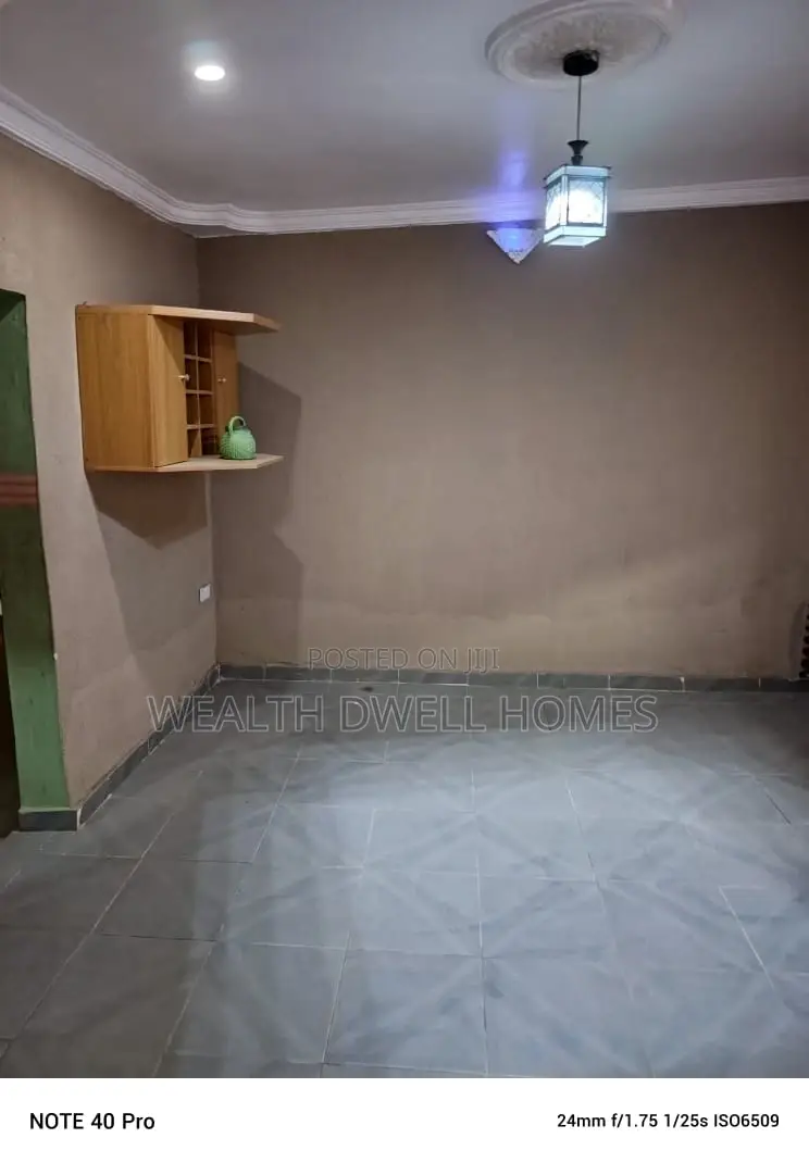 5bdrm Bungalow in Akure for sale in Akure