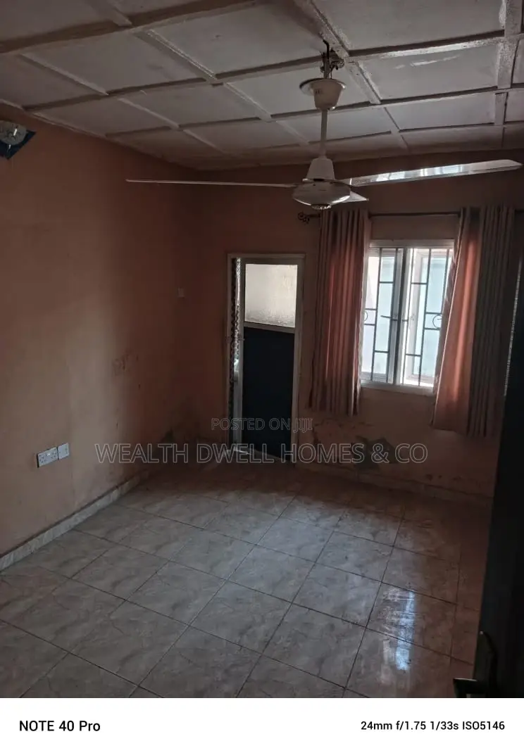 5bdrm Bungalow in Akure for sale in Akure
