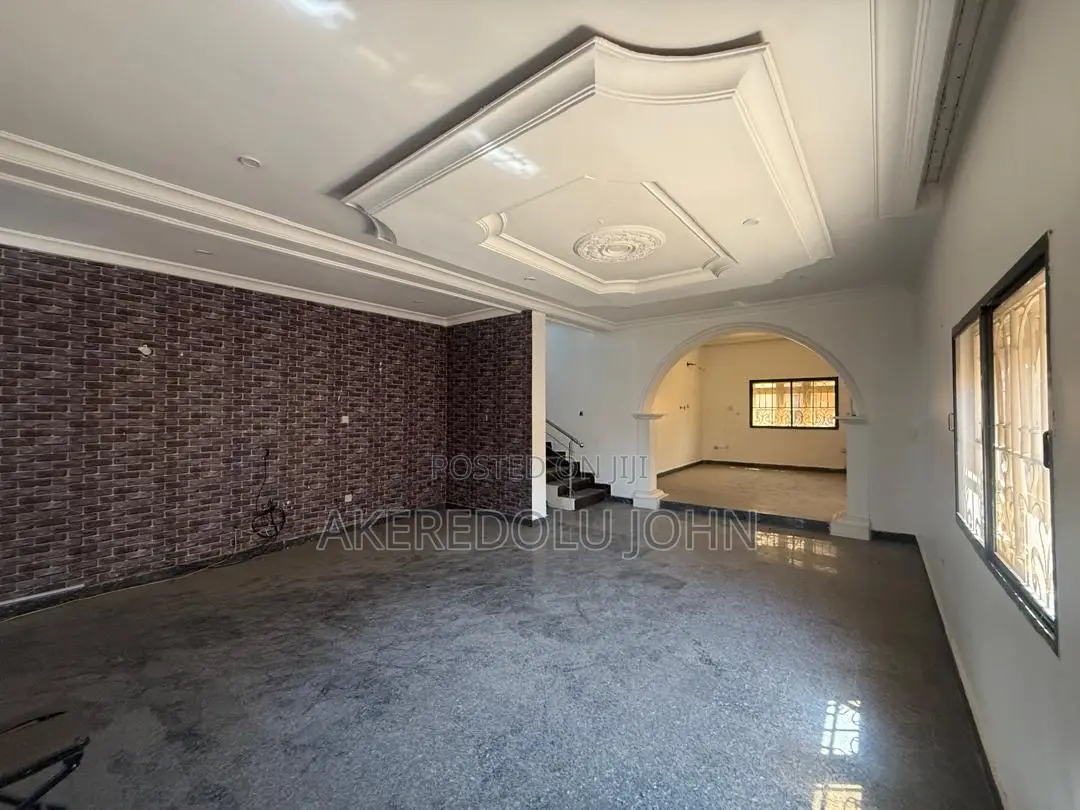 5bdrm Duplex in Galadimawa for sale in Galadimawa