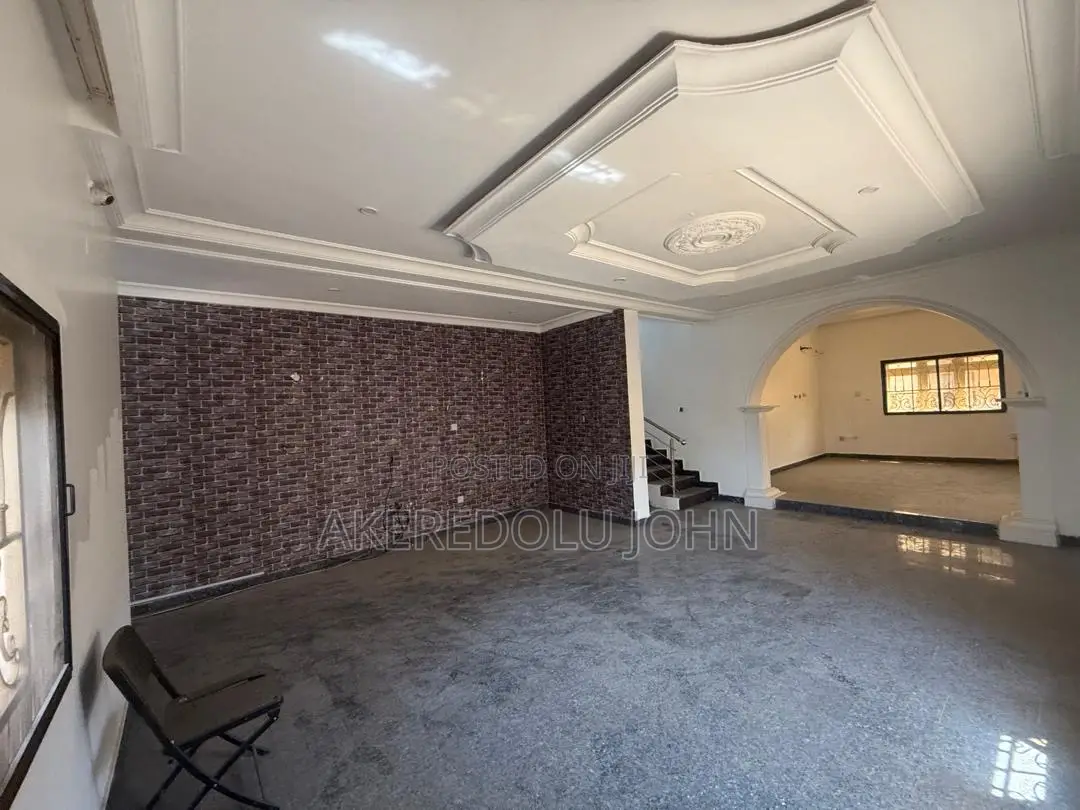 5bdrm Duplex in Galadimawa for sale in Galadimawa