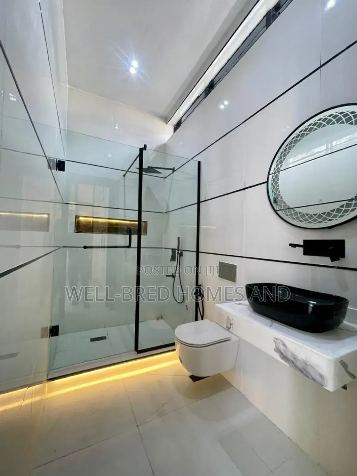 5 Bedroom Luxury Home With Cinema, Swimming Pool and Rooftop in Lekki
