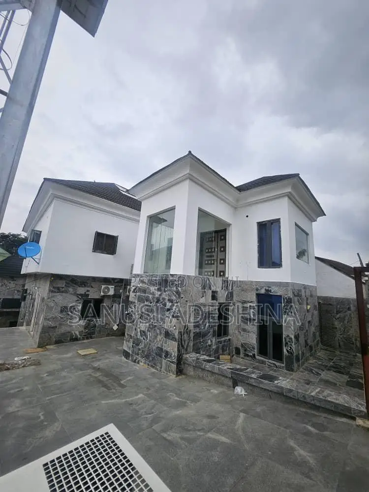 18bdrm Duplex in Gwarimpa Estate, Gwarinpa for sale in Gwarinpa