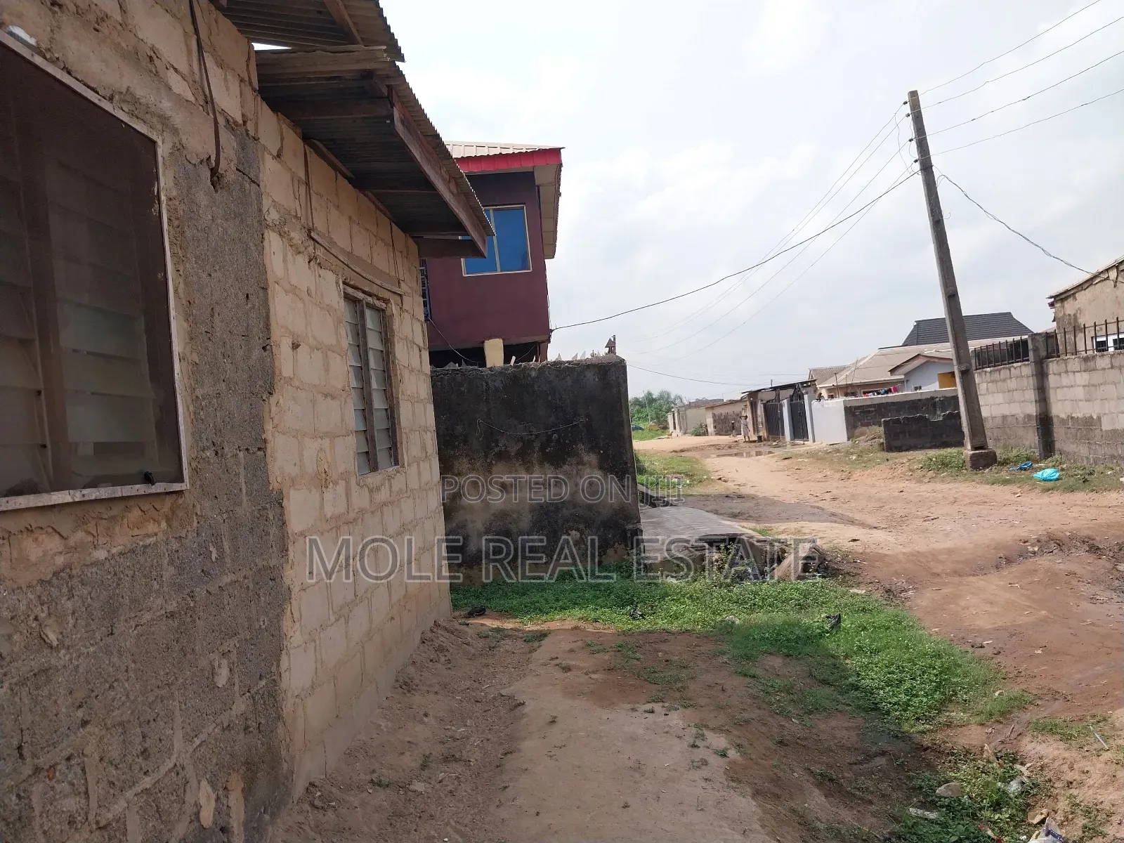 3bdrm Block of Flats in Estate, Ikotun / Ikotun/Igando for sale in Ikotun / Ikotun/Igando