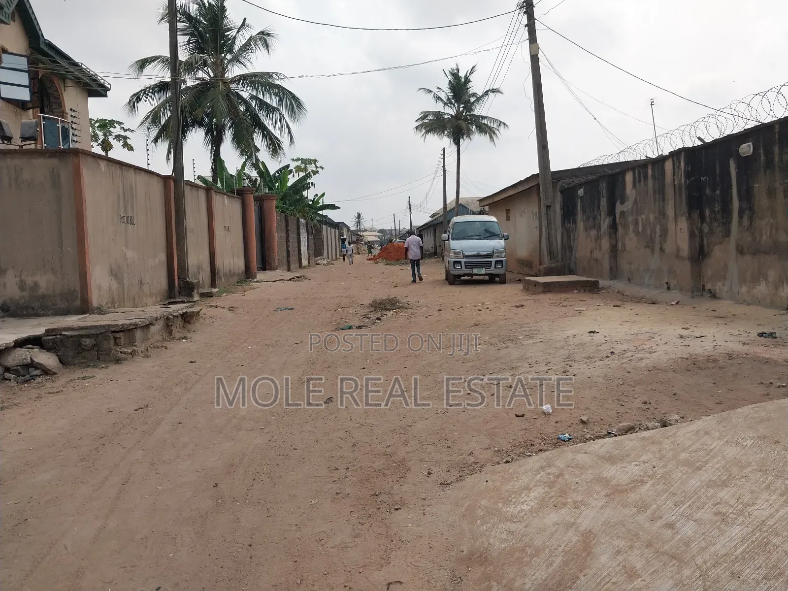 3bdrm Block of Flats in Estate, Ikotun / Ikotun/Igando for sale in Ikotun / Ikotun/Igando