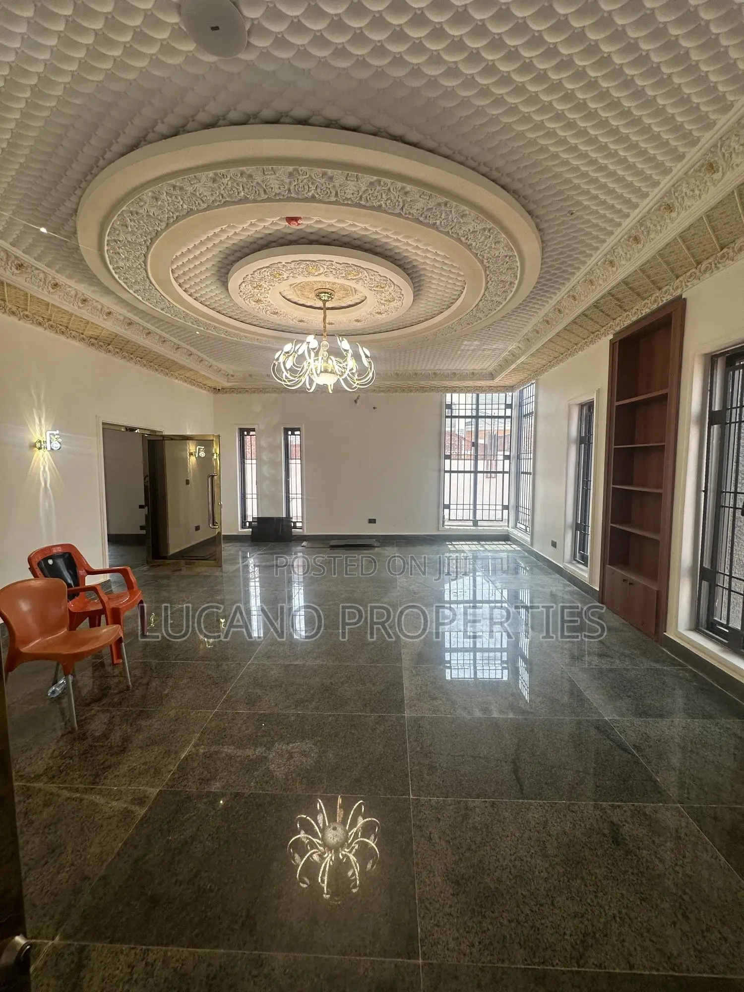 6bdrm Duplex in Guzape Main for sale in Guzape District