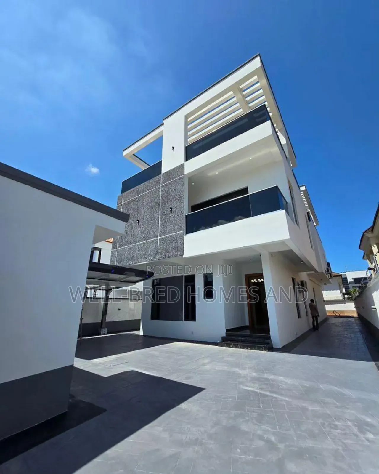 5bdrm Duplex in Lekki Phase 1 for sale in Lekki Phase 1