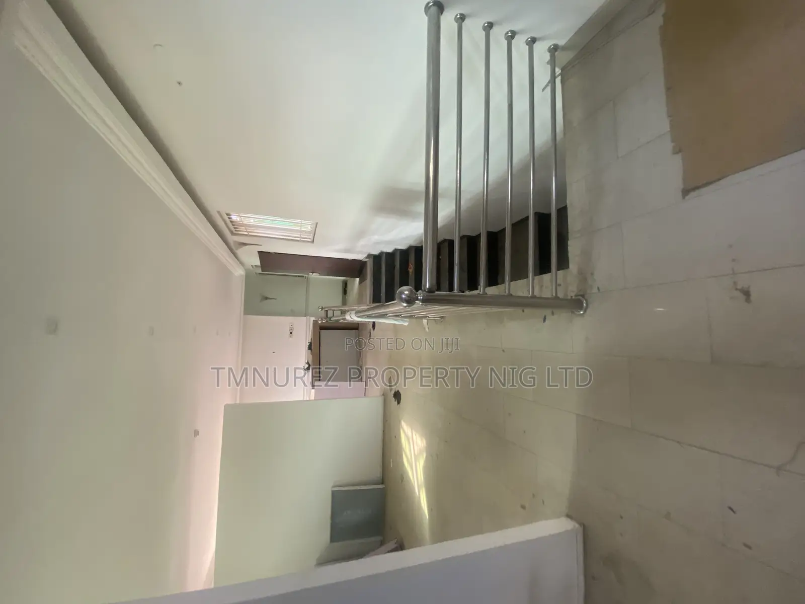 Shop to Let in Lekki
