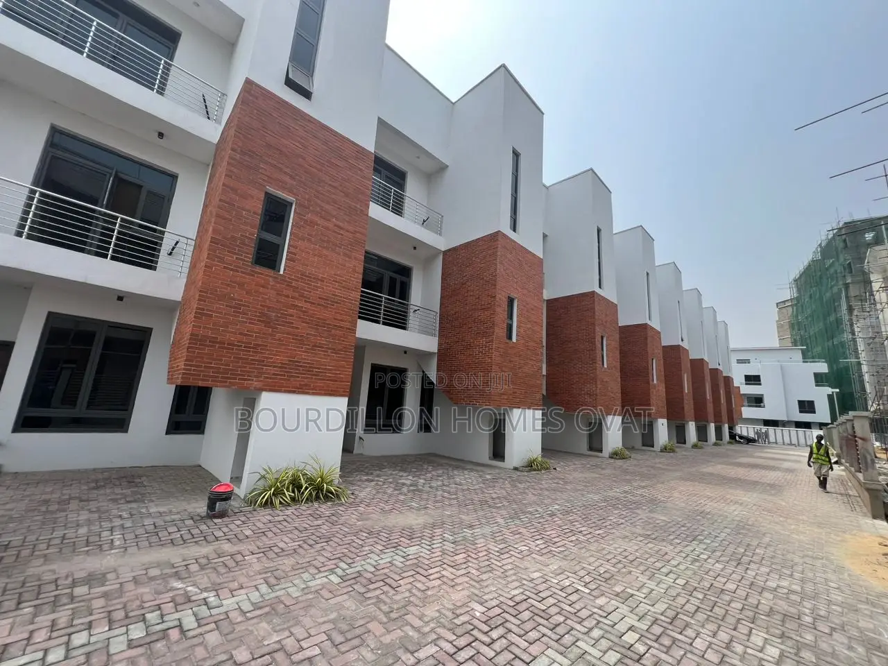 4bdrm Duplex in Lekki Phase 1 for sale in Lekki Phase 1