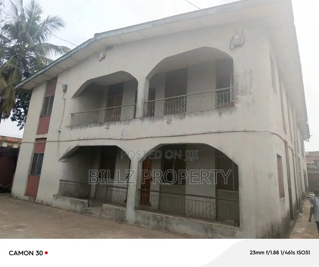 3bdrm Block of Flats in Meiran, Abule Egba for sale in Abule Egba