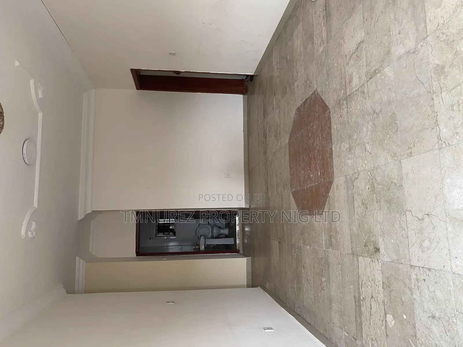 2bdrm Apartment in Admiralty, Lekki for rent in Lekki