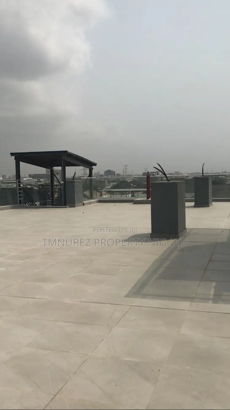 Lounge Top Roof for Rent at Victoria Island in Victoria Island