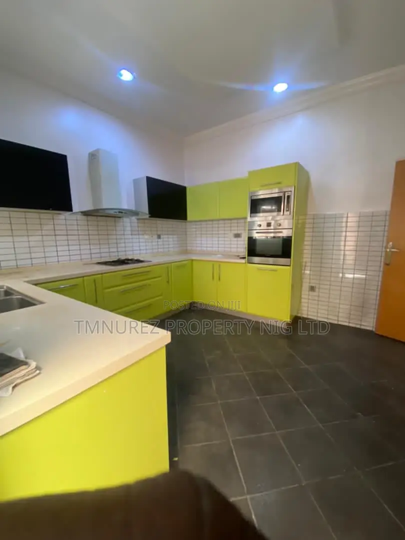 5bdrm Duplex in Admiralty, Lekki Phase 1 for rent in Lekki Phase 1