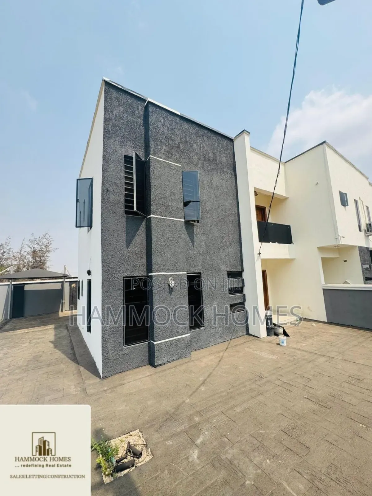 3bdrm Duplex in Carlton Gate Estate, Akobo for sale in Akobo