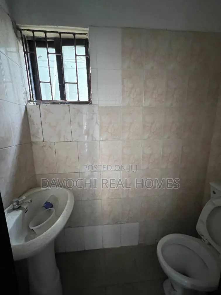 1bdrm Apartment in Orchid Road, Lekki for rent in Lekki Phase 1
