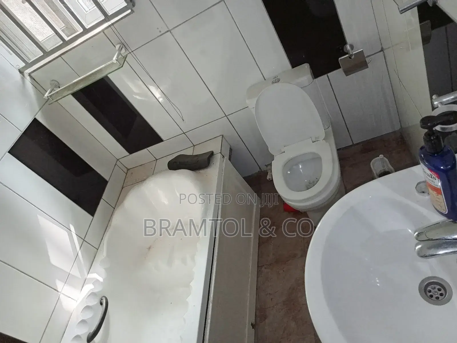 3bdrm Block of Flats in Wuse 2 for rent in Wuse 2
