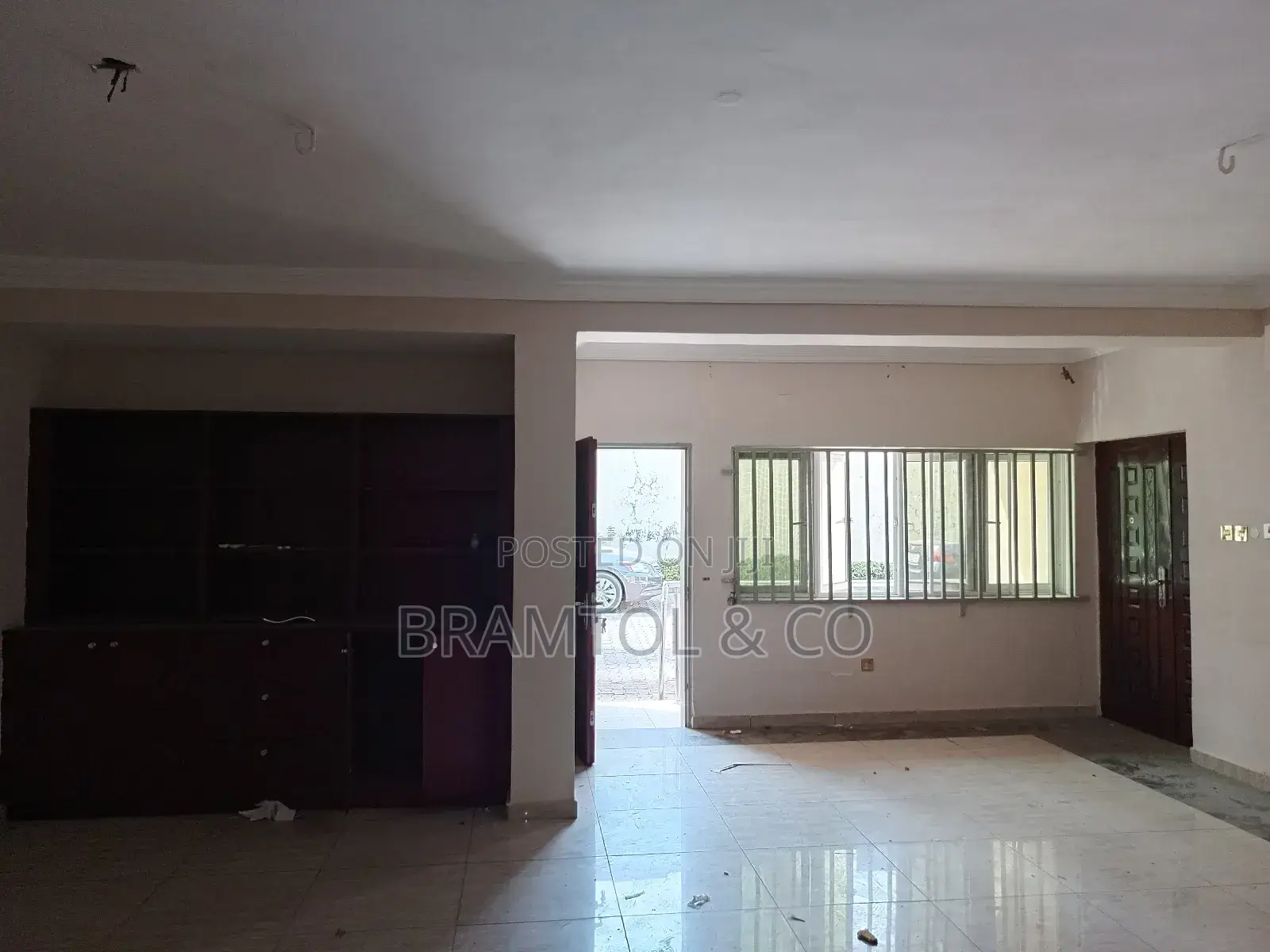 3bdrm Block of Flats in Wuse 2 for rent in Wuse 2
