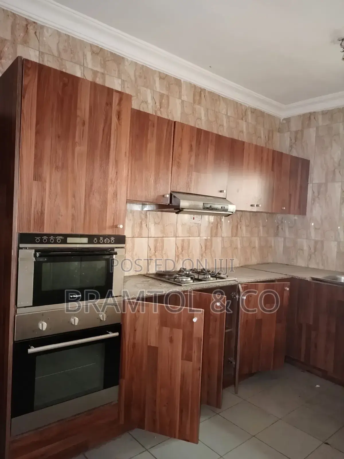 3bdrm Block of Flats in Wuse 2 for rent in Wuse 2