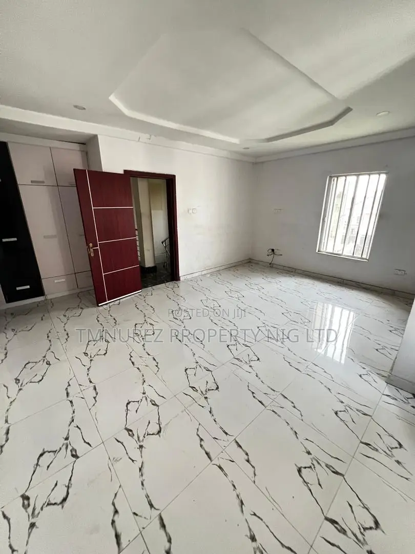 4bdrm Duplex in Osapa London, Lekki for rent in Lekki