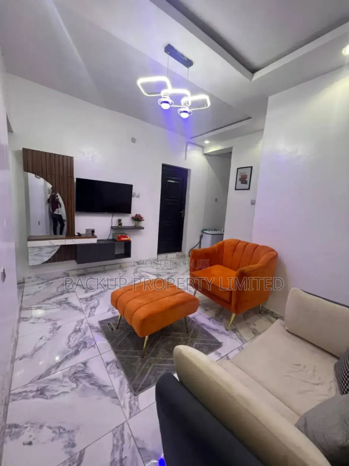 A Lovely 1bedroom Apartment in Fadeyi