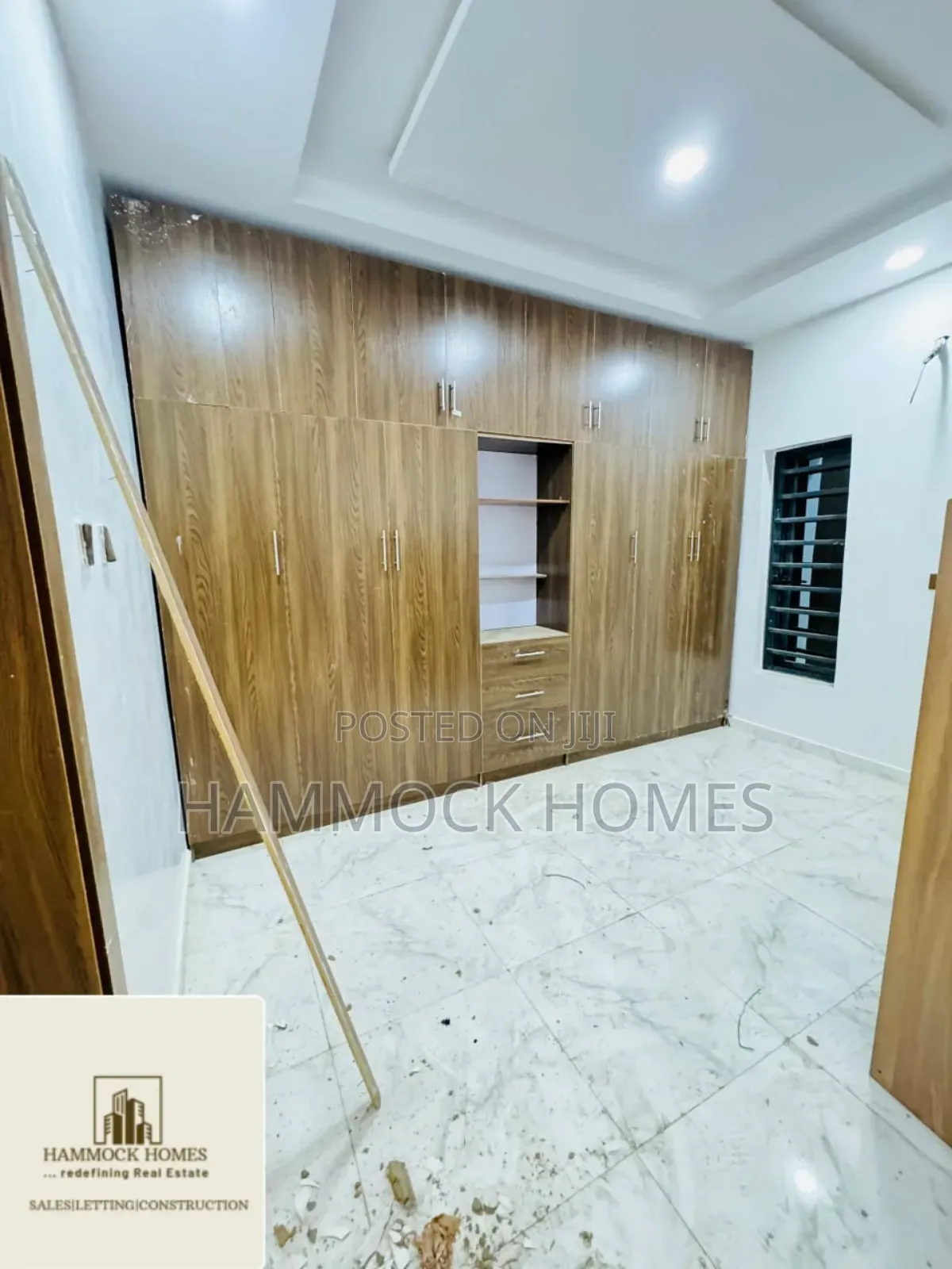 4bdrm Penthouse in Kolapo Ishola Gra, Akobo for sale in Akobo