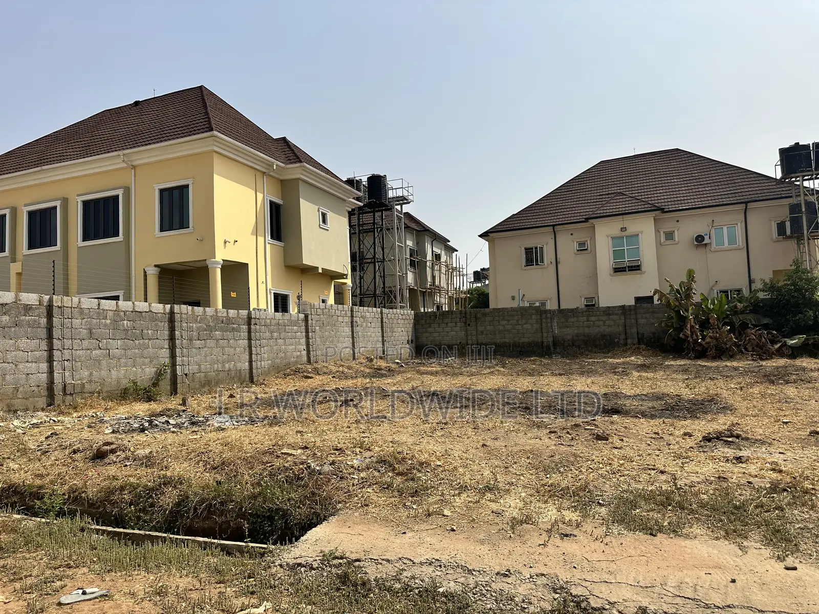 Strategically Located Plot of Land Measuring 550sqm in Lugbe District