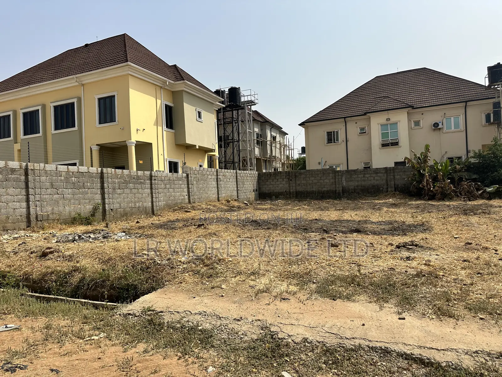 Strategically Located Plot of Land Measuring 550sqm in Lugbe District