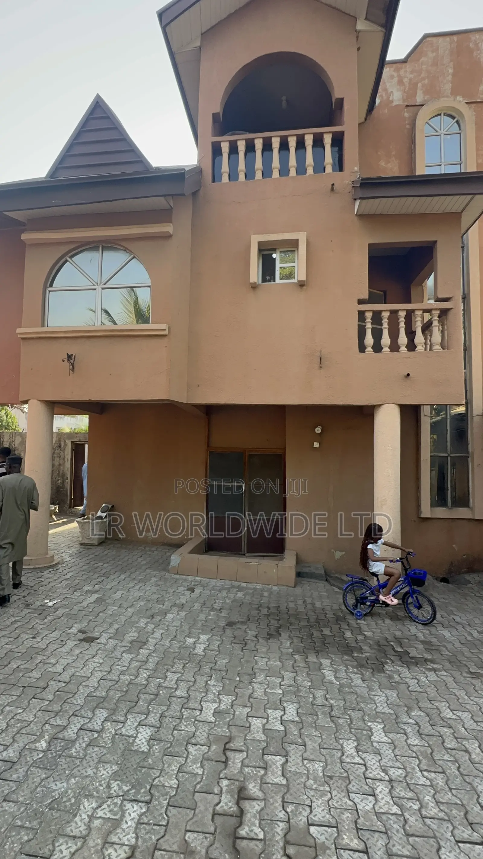 7bdrm Duplex in Garki 2 for sale in Garki 2