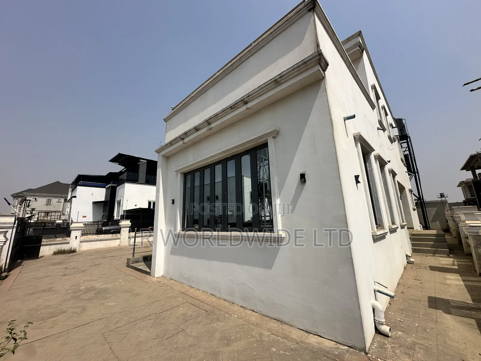 4bdrm Duplex in Lugbe District for sale in Lugbe District
