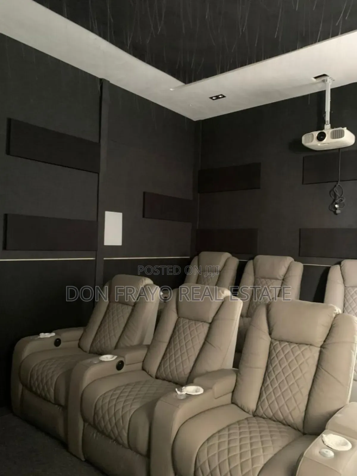 5bdrm Duplex in Off Fola Osibo, Lekki Phase 1 for sale in Lekki Phase 1