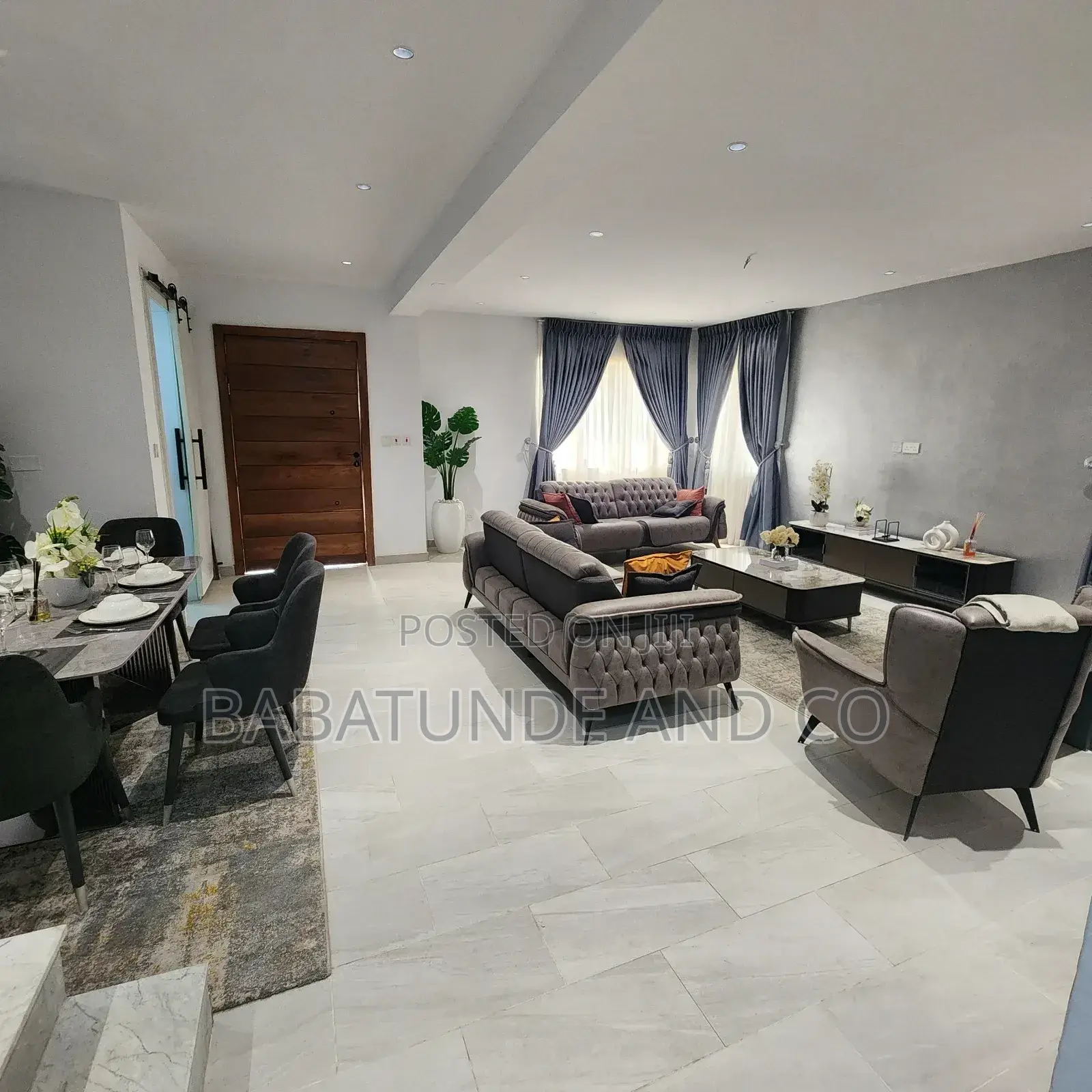 4bdrm Duplex in Jericho for sale in Jericho