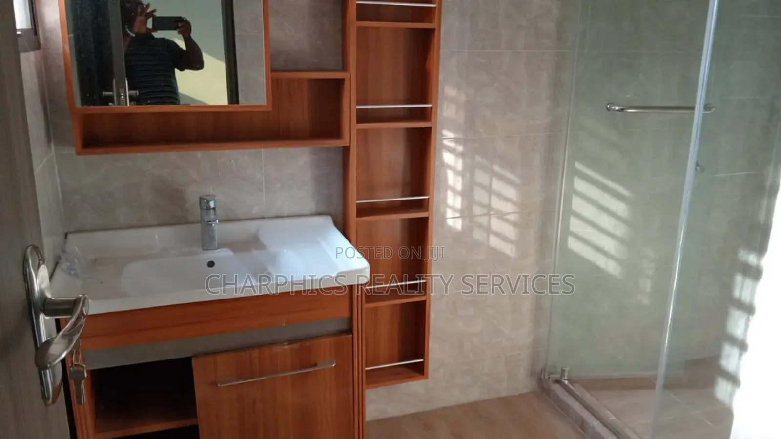 4bdrm Duplex in Surulere for sale in Surulere