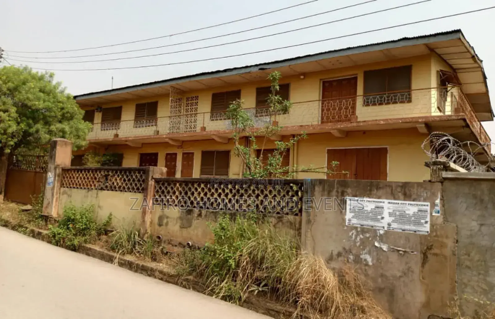 Commercial 3 Bedroom Flats With 2 Bedroom Basement for Sale in Ibadan