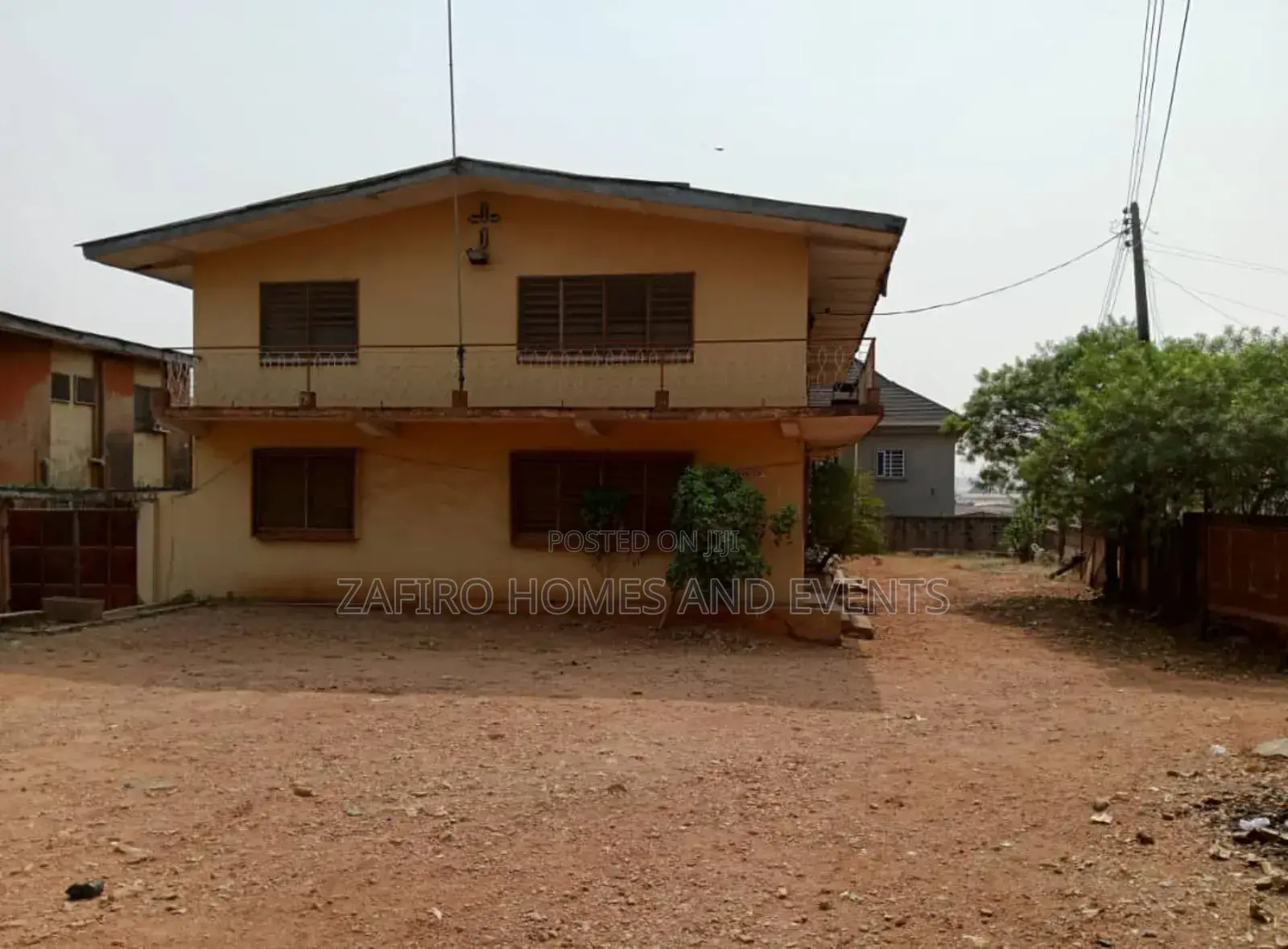 Commercial 3 Bedroom Flats With 2 Bedroom Basement for Sale in Ibadan