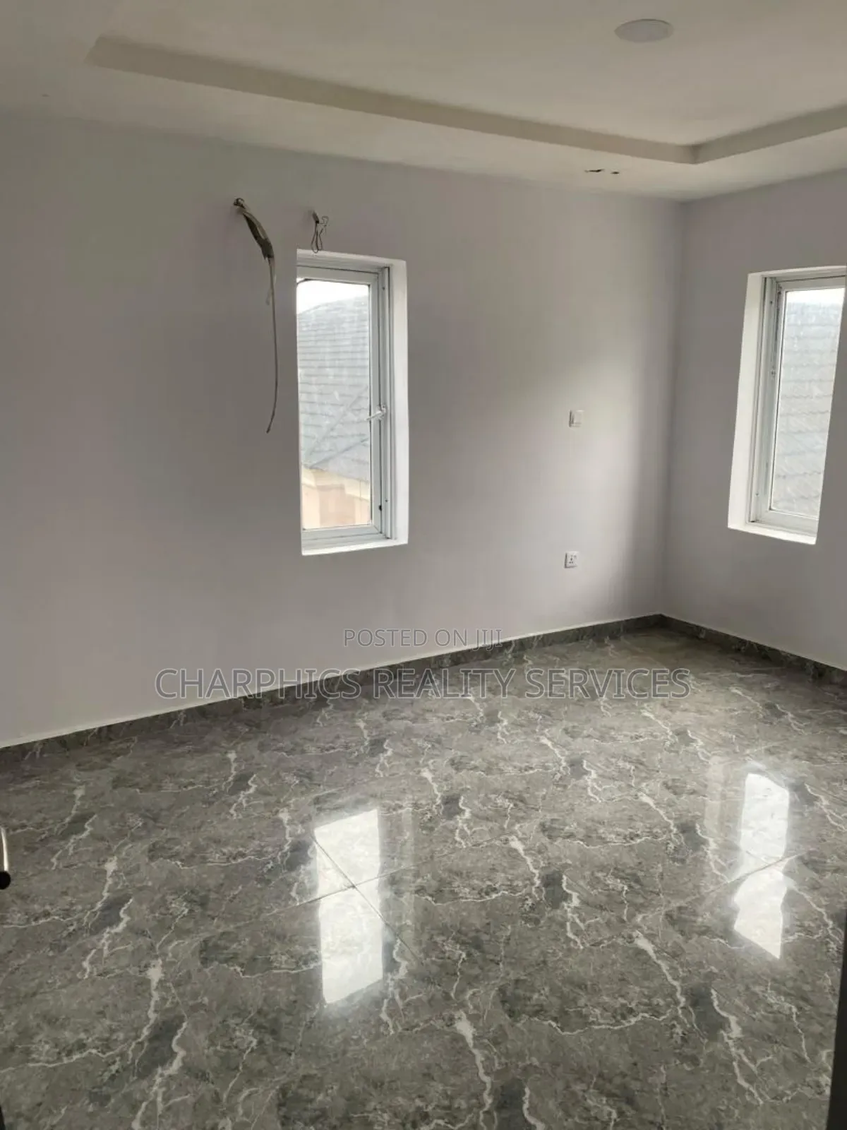 2bdrm Apartment in Alagomeji for sale in Alagomeji