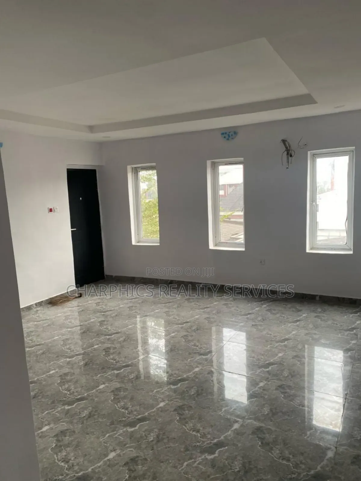 2bdrm Apartment in Alagomeji for sale in Alagomeji