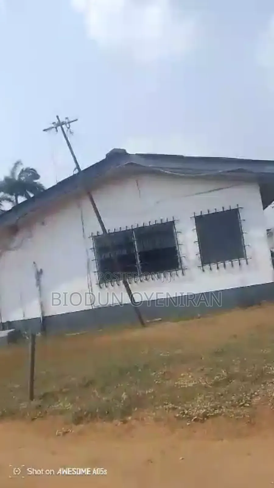 Warehouse for Sale in Ladipo