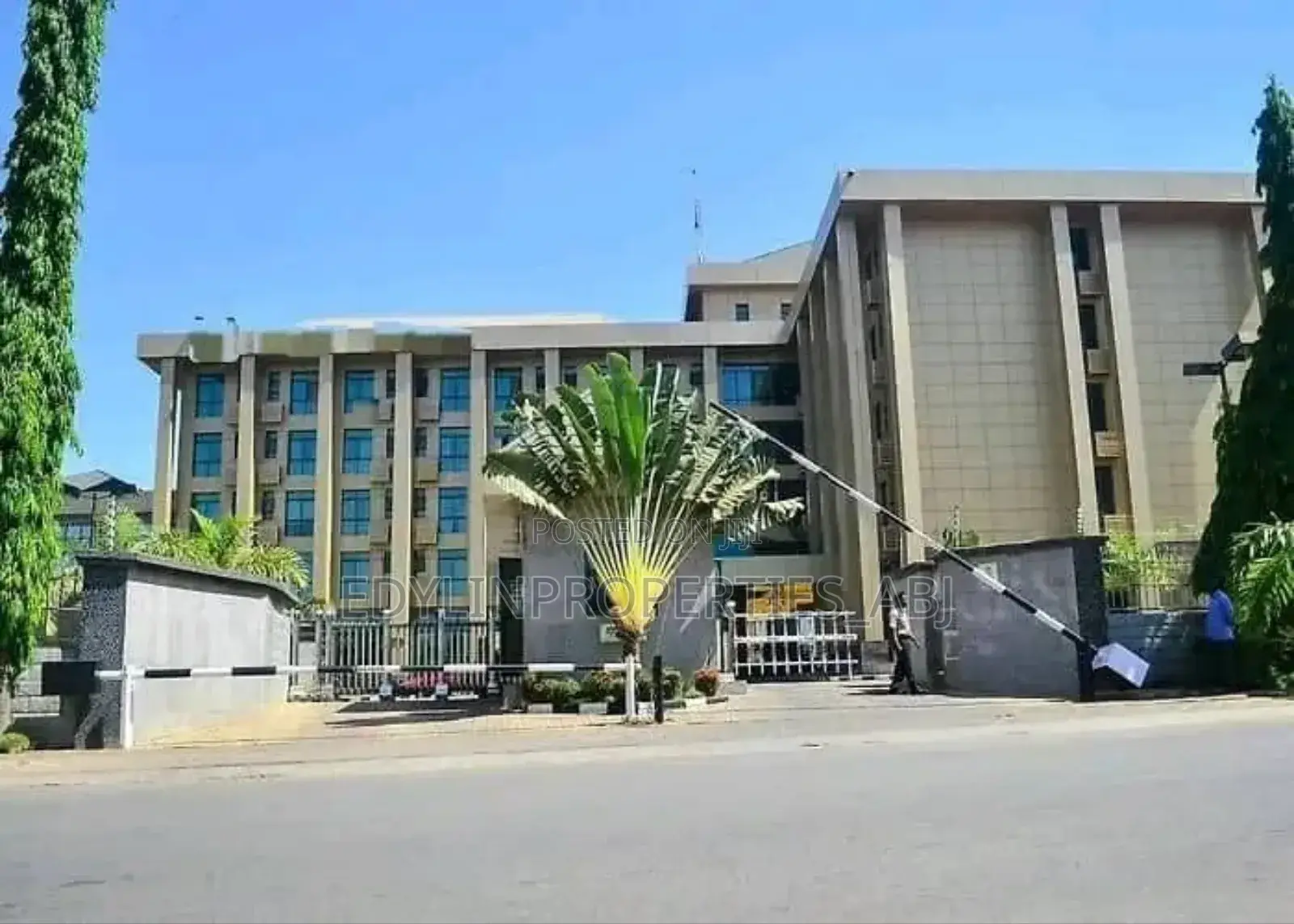 102 Luxury Rooms Hotel at Gudu FCT Abuja in Gudu