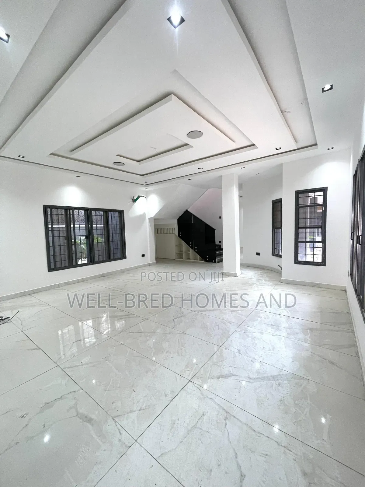 5bdrm Duplex in Lekki Phase 1 Lagos for sale in Lekki Phase 1