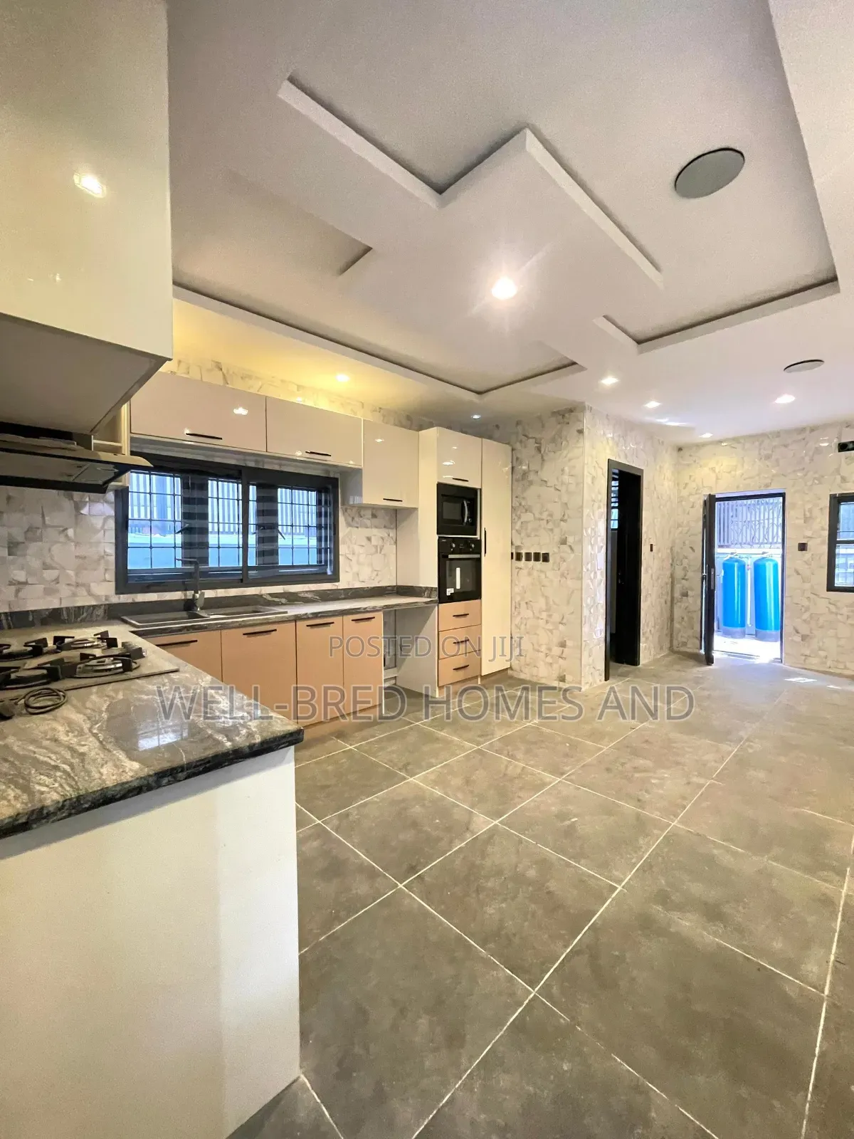 5bdrm Duplex in Lekki Phase 1 Lagos for sale in Lekki Phase 1