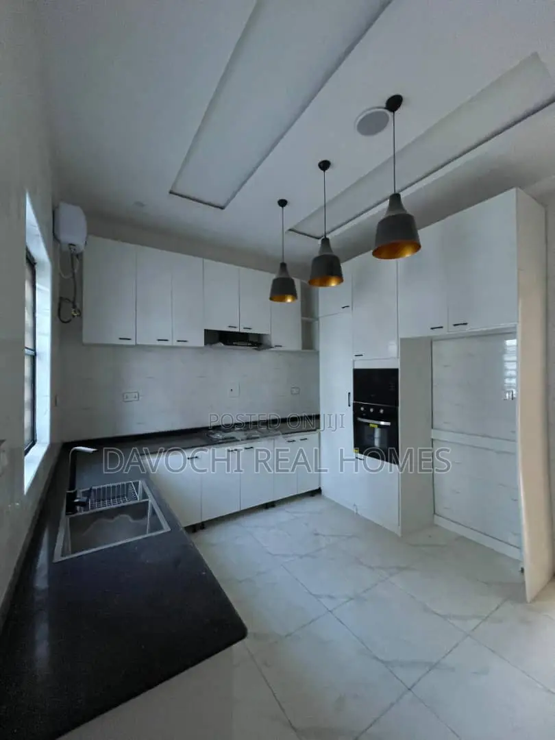 2bdrm Duplex in Ikota, Lekki for sale in Ikota