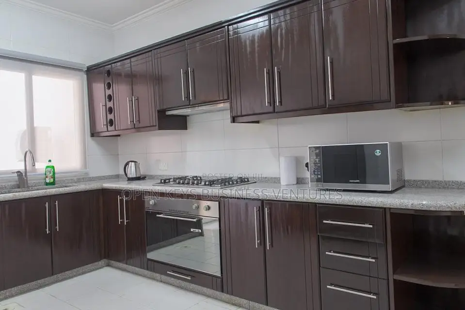 Furnished 3bdrm Apartment in 5Th Floor Mason, Gerard Road for sale in Gerard Road