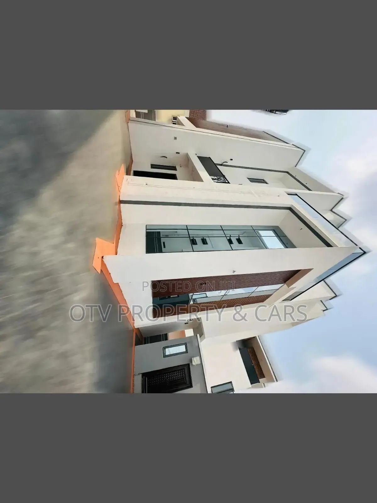 Furnished 5bdrm Duplex in GRA Phase 1 for sale in GRA Phase 1