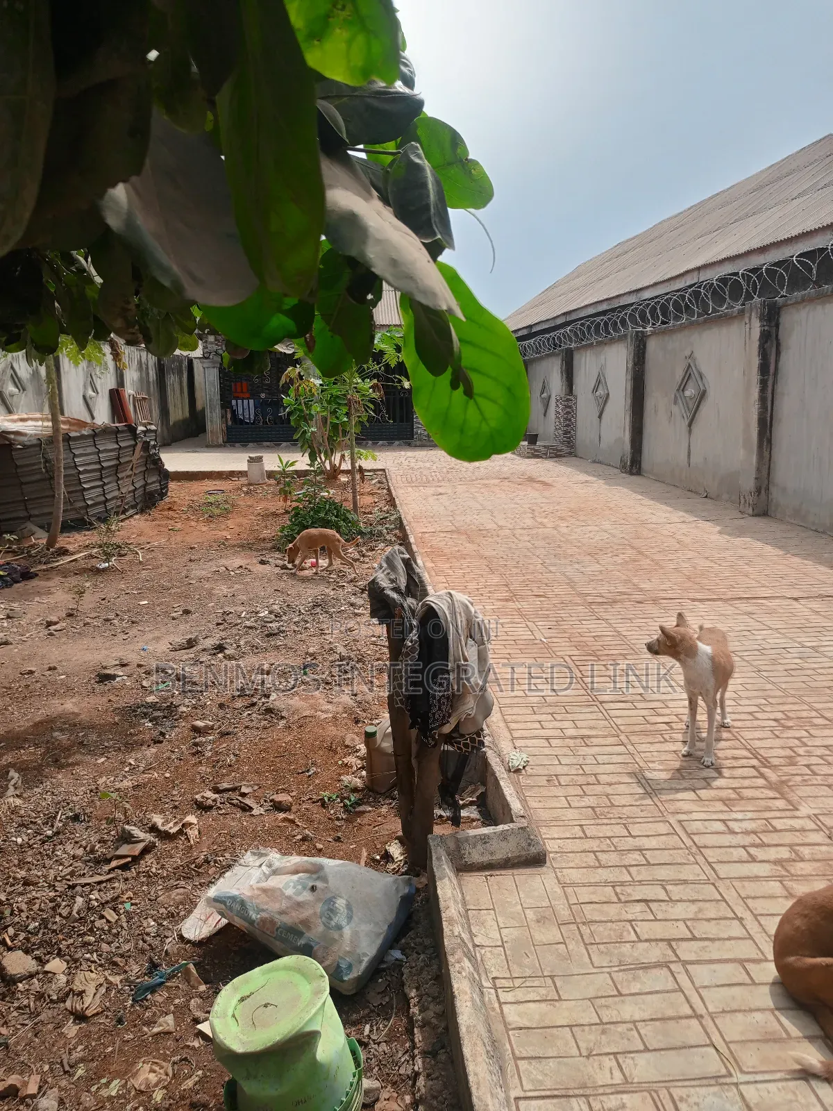 15bdrm House in Ipakodo for sale in Ipakodo