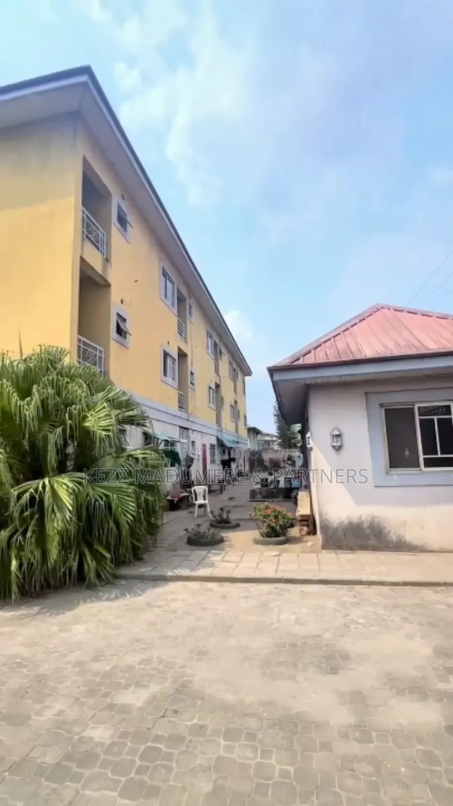16bdrm Duplex in New Gra , Port for sale in Port-Harcourt