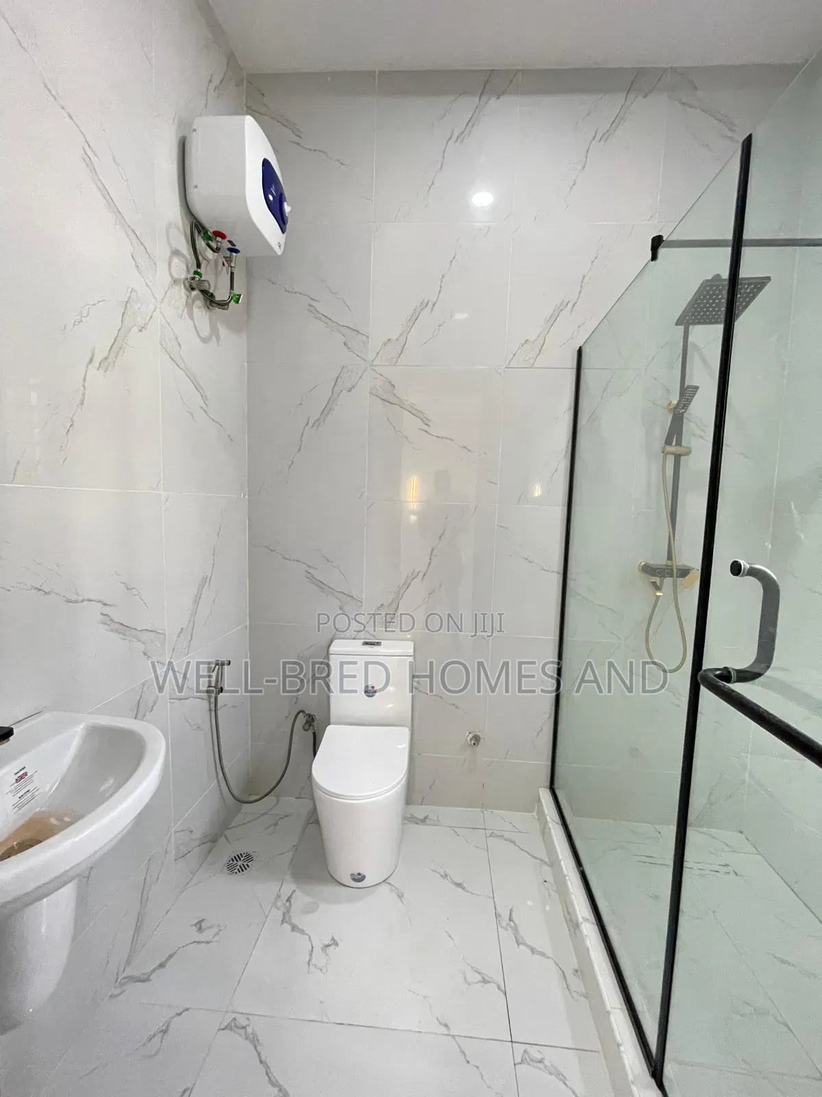 5bdrm Duplex In Ikota Lekki Lagos For Sale in Ikota